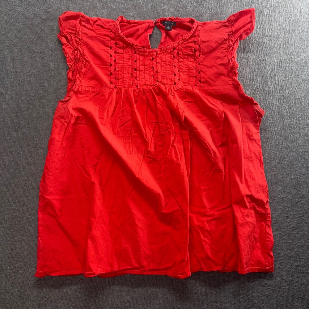 Ann Taylor Red Eyelet Ruffle Sleeve Blouse Pleated Keyhole Top XL